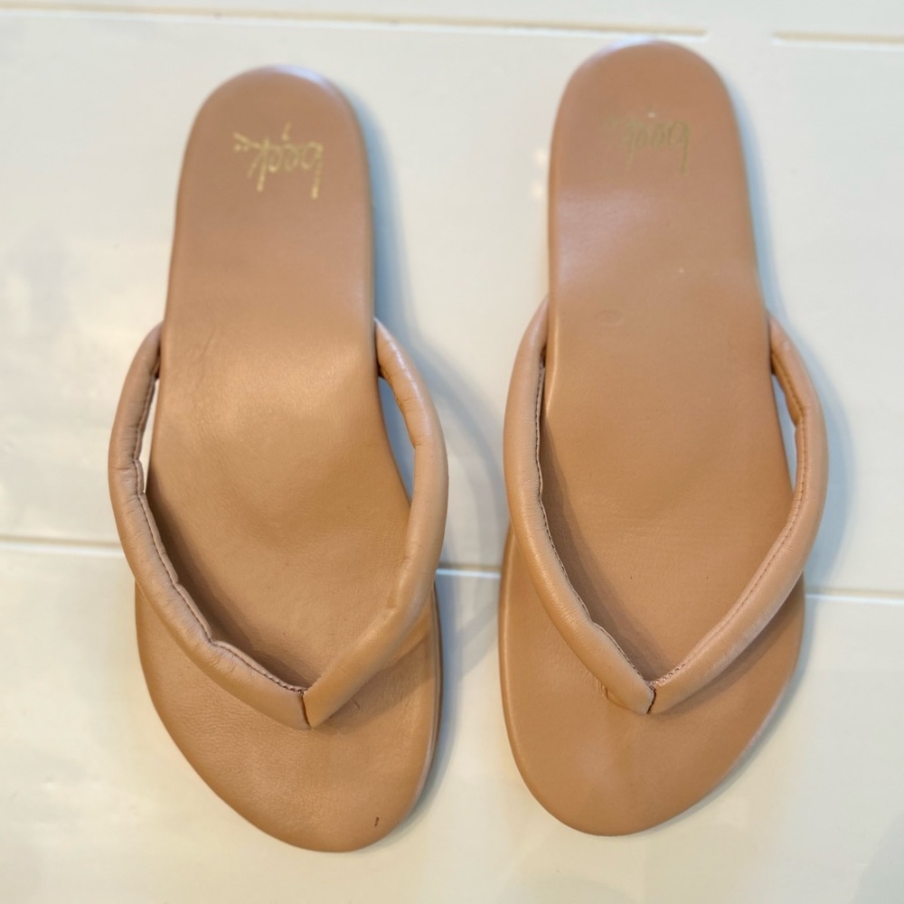 BEEK Pintail Flip flops/ Anthropologie - Picture 2 of 4